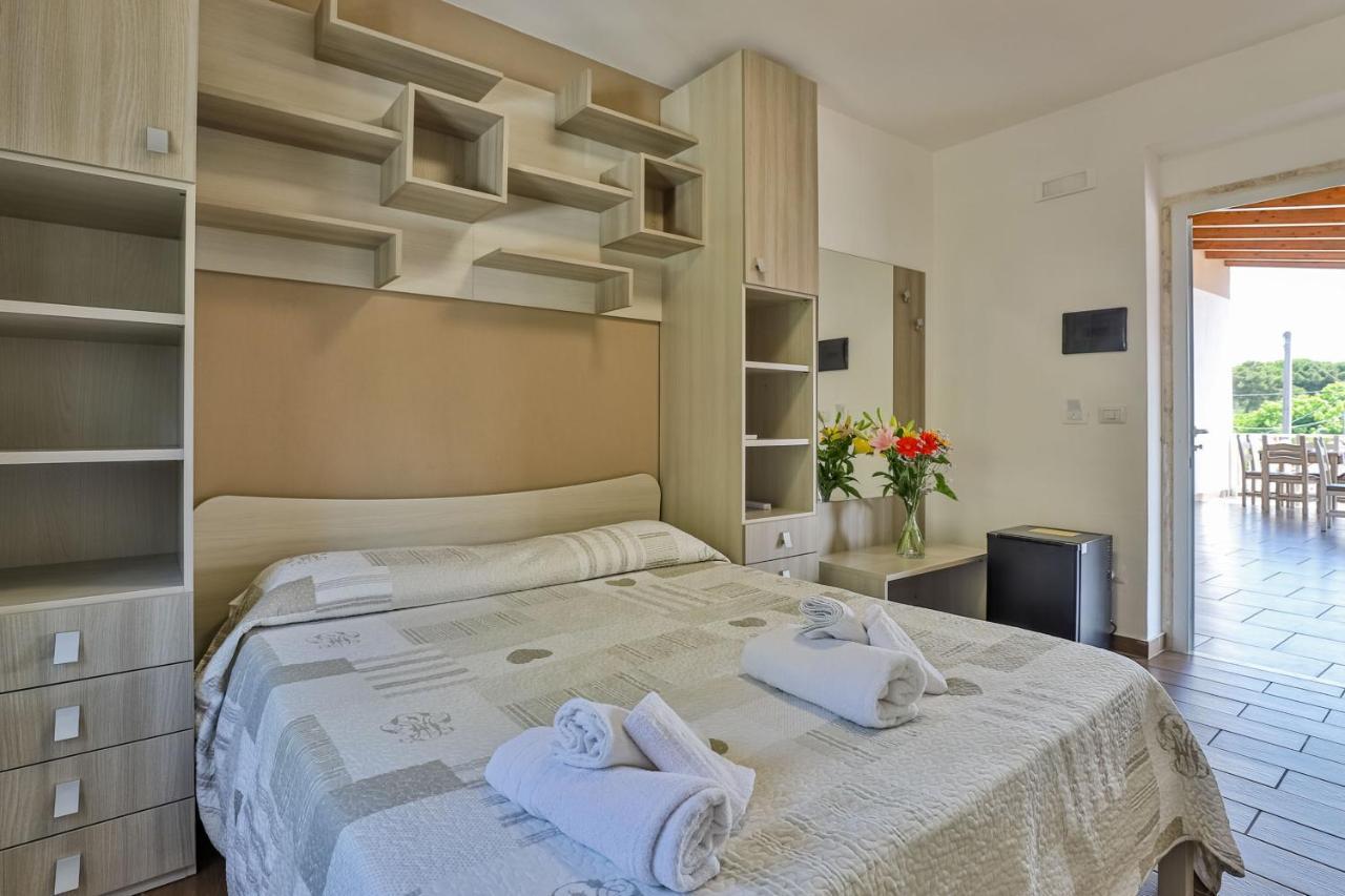 Il Pineto Paestum Food & Rooms Eksteriør billede