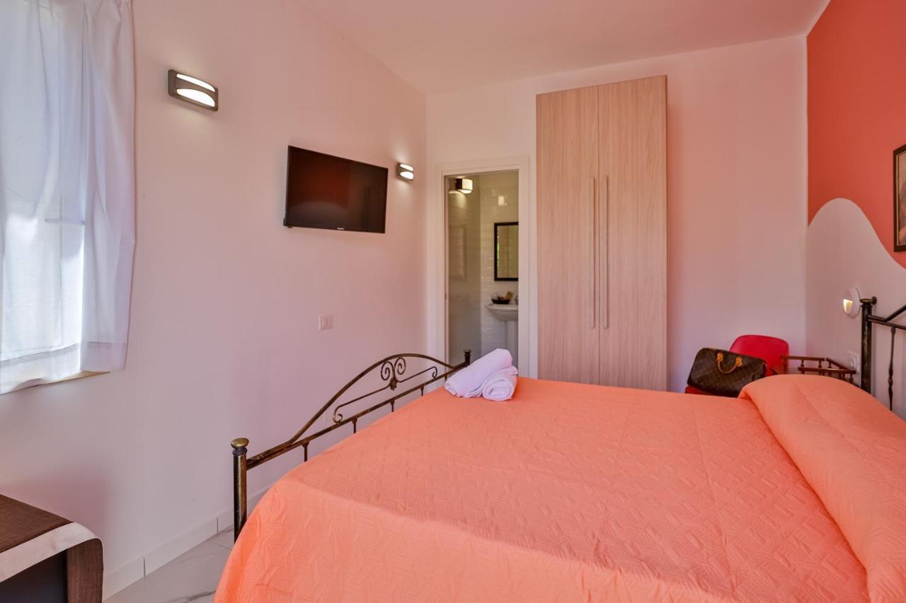 Il Pineto Paestum Food & Rooms Eksteriør billede